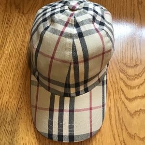Burberry Nova Check Cap